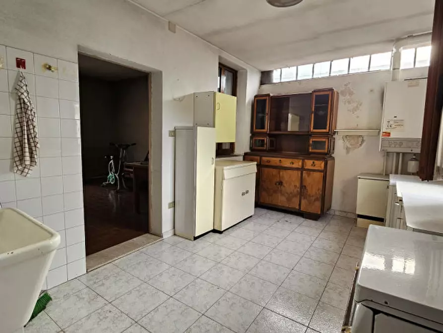 Immagine 8 di Appartamento in vendita  a Padova