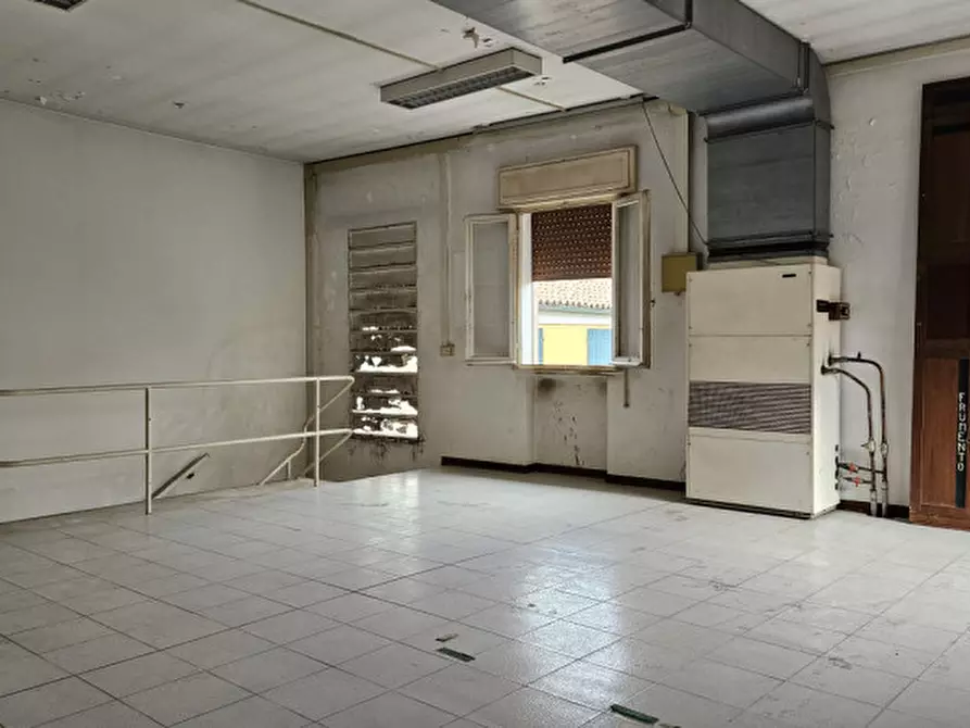 Immagine 22 di Appartamento in vendita  a Padova