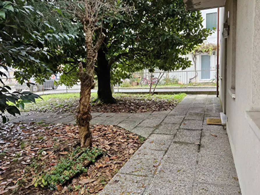 Immagine 23 di Appartamento in vendita  a Padova