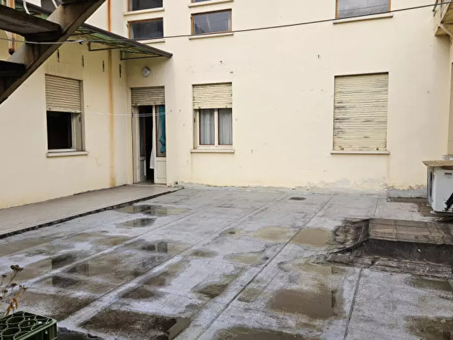 Immagine 31 di Appartamento in vendita  a Padova