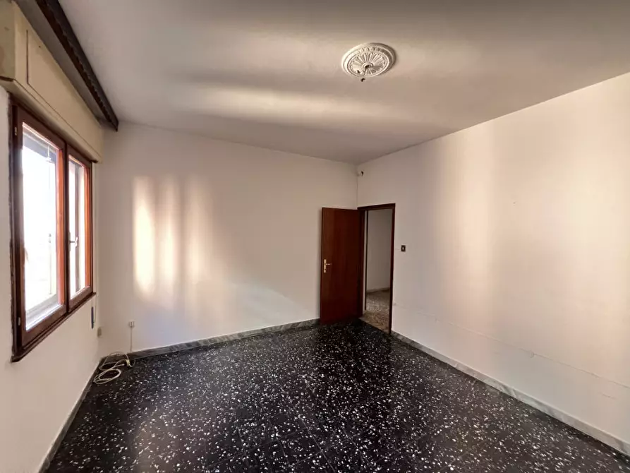 Immagine 9 di Appartamento in vendita  in Via della Repubblica a Chioggia