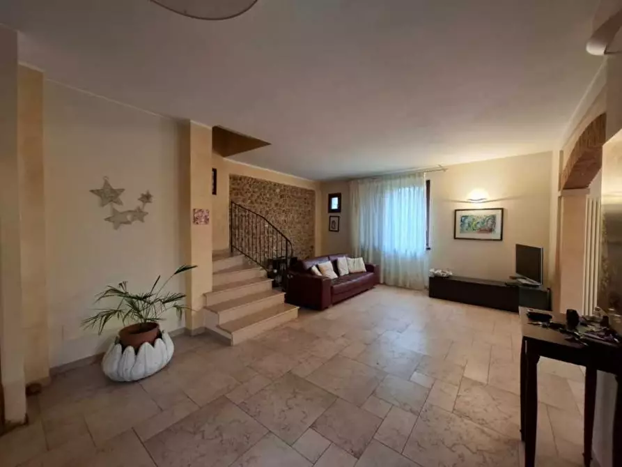 Immagine 5 di Villetta a schiera in vendita  a Verona