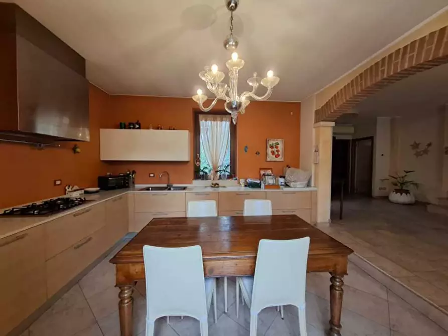 Immagine 16 di Villetta a schiera in vendita  a Verona