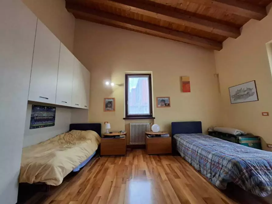 Immagine 22 di Villetta a schiera in vendita  a Verona