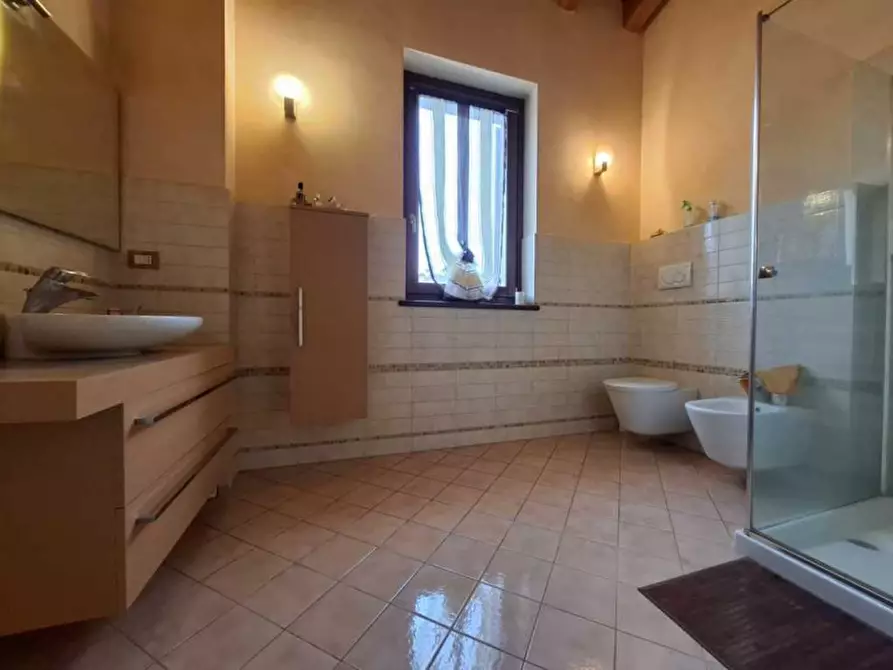 Immagine 32 di Villetta a schiera in vendita  a Verona