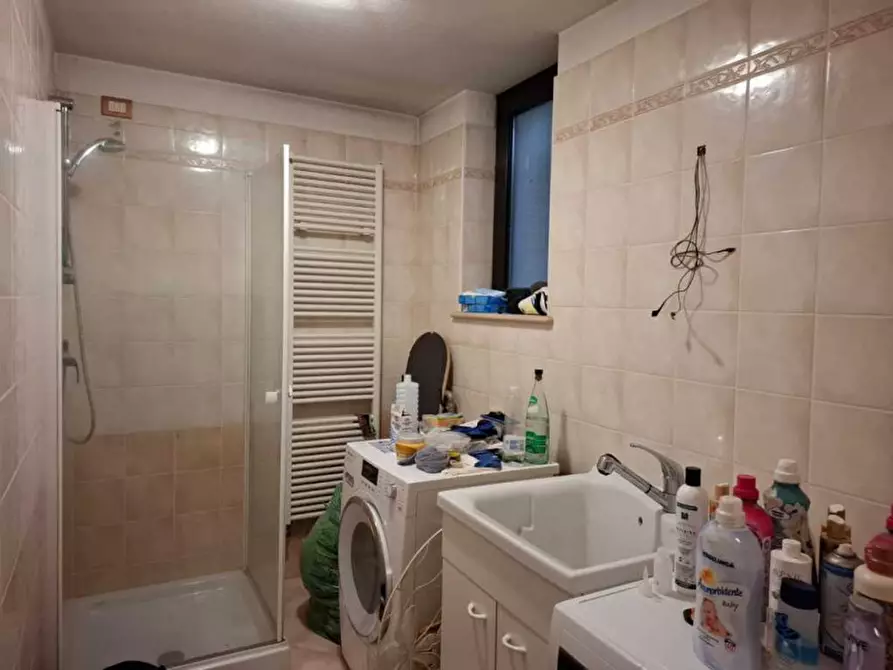 Immagine 36 di Villetta a schiera in vendita  a Verona