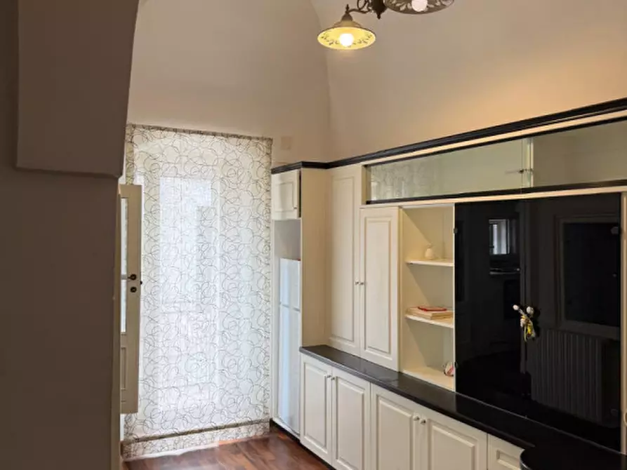 Immagine 3 di Casa indipendente in vendita  in Via Nazario Sauro a Ceglie Messapico