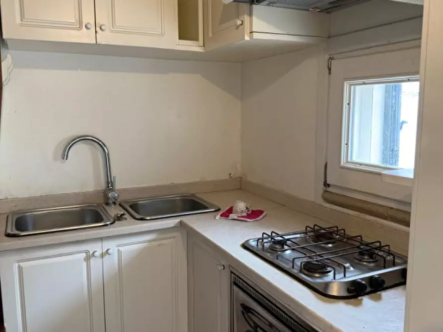 Immagine 6 di Casa indipendente in vendita  in Via Nazario Sauro a Ceglie Messapico