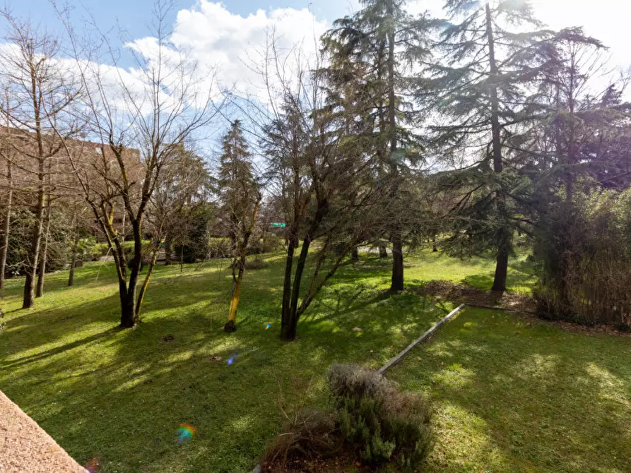 Immagine 4 di Garage in vendita  in Via della Ca' Bianca a Bologna