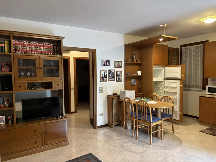 Immagine 2 di Appartamento in affitto  in Via Giuseppe Garibaldi a Bagnoli Di Sopra