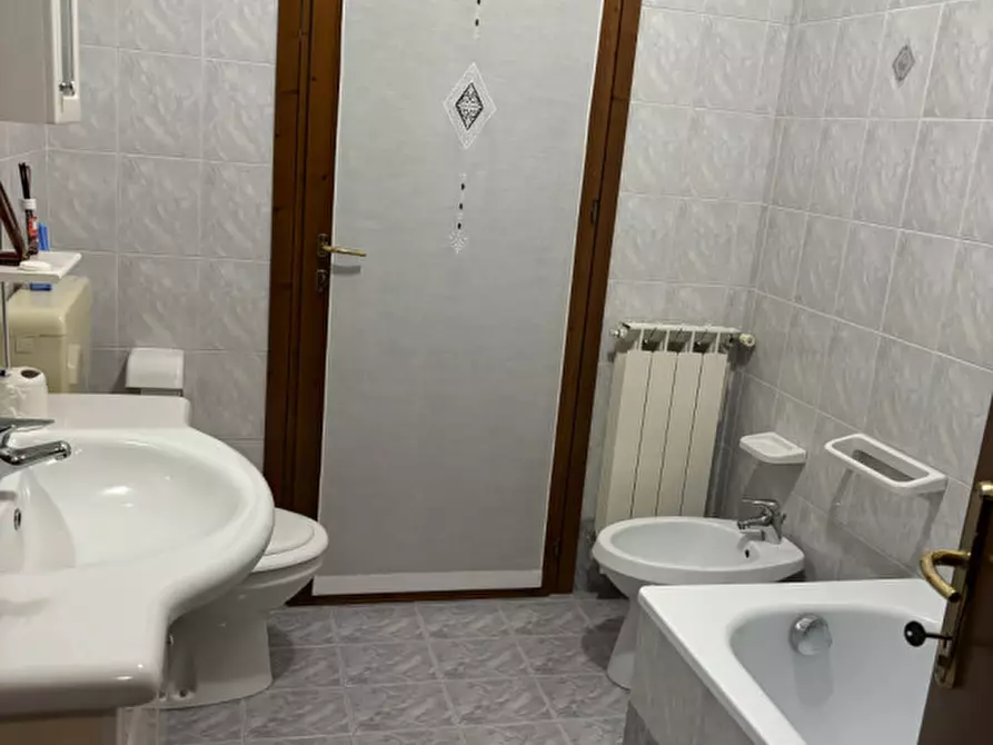 Immagine 10 di Appartamento in affitto  in Via Giuseppe Garibaldi a Bagnoli Di Sopra