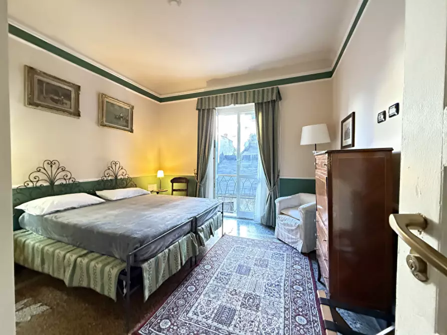 Immagine 13 di Appartamento in vendita  in via della maddalena a Genova