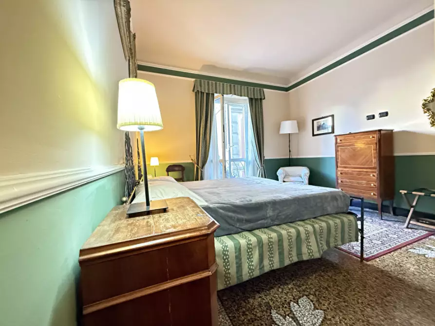 Immagine 15 di Appartamento in vendita  in via della maddalena a Genova