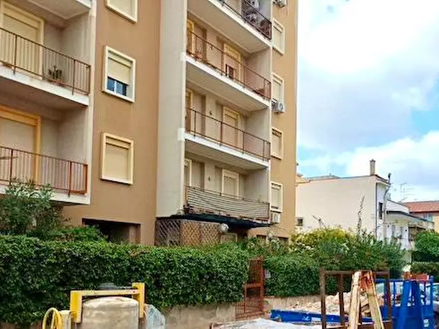 Immagine 1 di Appartamento in vendita  in VIA MALVICA a Palermo