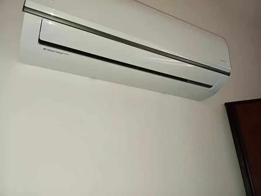 Immagine 10 di Appartamento in vendita  in VIA MALVICA a Palermo