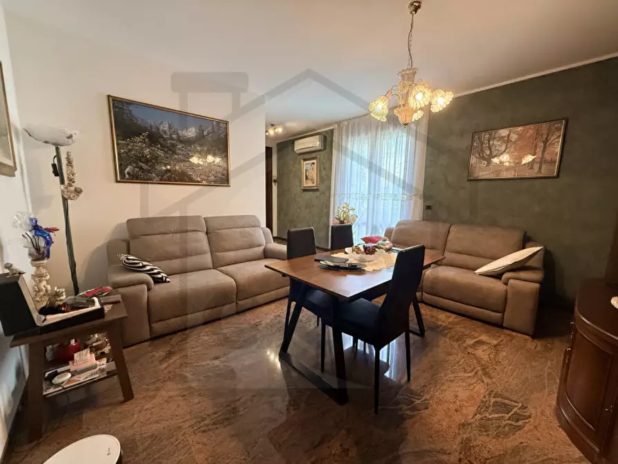 Immagine 9 di Casa bifamiliare in vendita  in Via Enrico Bernardi a Abano Terme