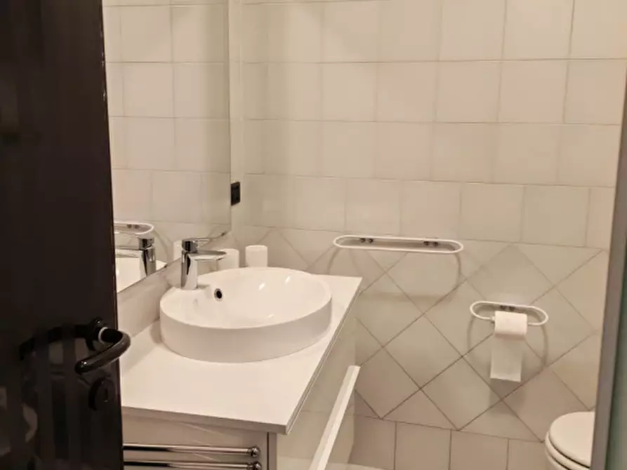 Immagine 7 di Appartamento in vendita  in VIA ALDINI a Cesena