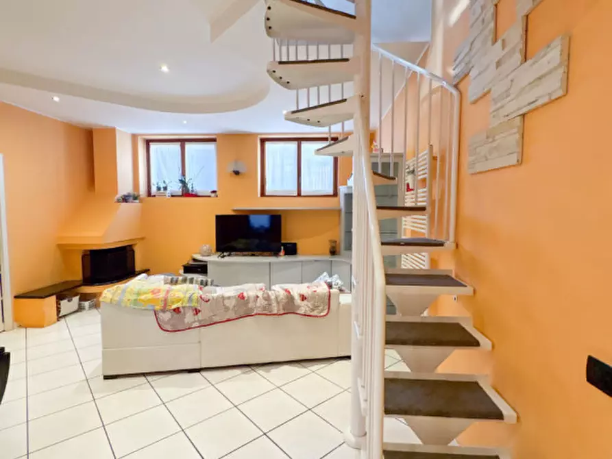 Immagine 6 di Casa indipendente in vendita  in Via Silvio Pellico 4 a Albiate