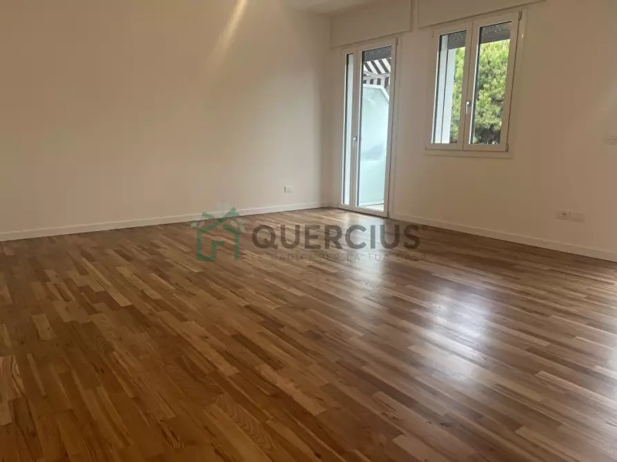 Immagine 6 di Appartamento in vendita  in Via Aquileia a Jesolo