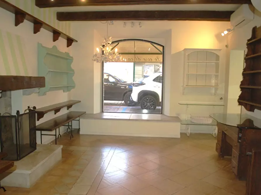 Immagine 3 di Negozio in vendita  in Corso f.lli cervi a Riccione