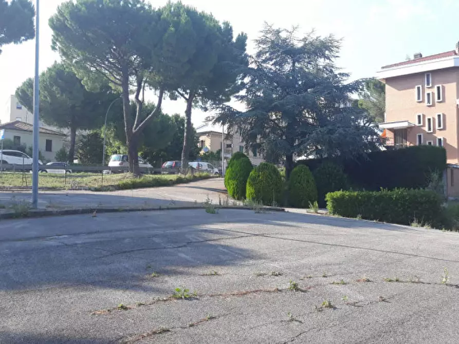 Immagine 5 di Attività commerciale in vendita  in VIA ROMA a Macerata