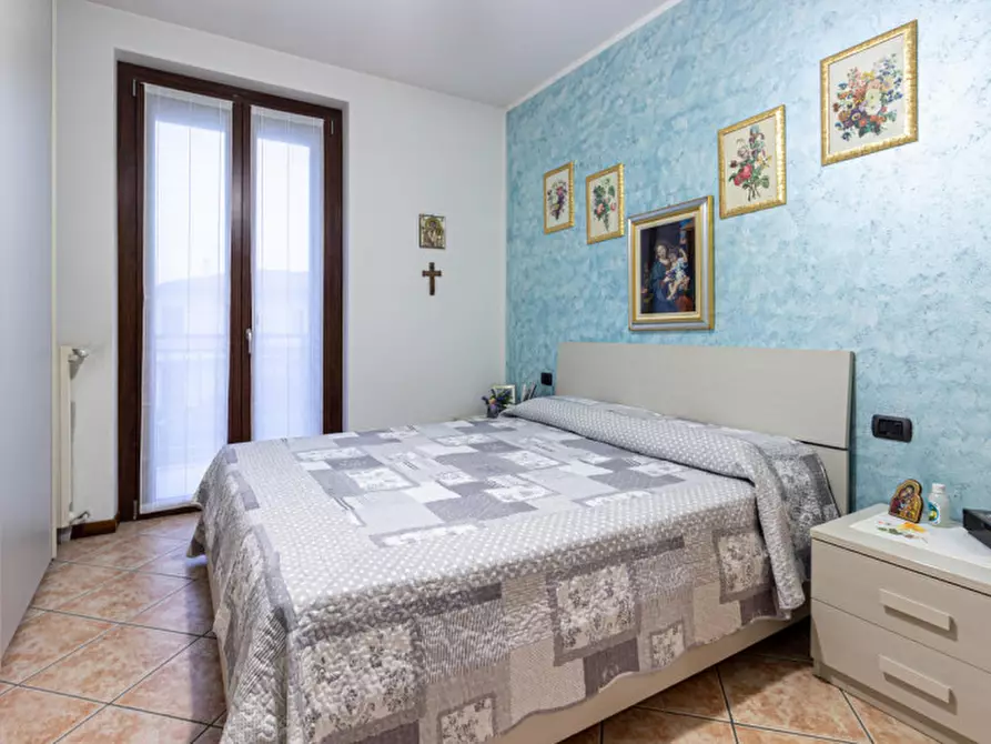 Immagine 11 di Appartamento in vendita  a Casorate Primo