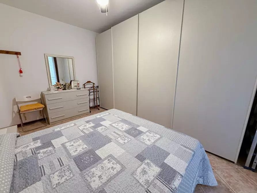 Immagine 12 di Appartamento in vendita  a Casorate Primo