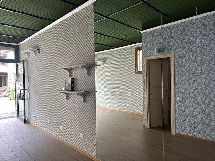 Immagine 7 di Negozio in vendita  in Via Antonio Gramsci n. 77 a Cadoneghe