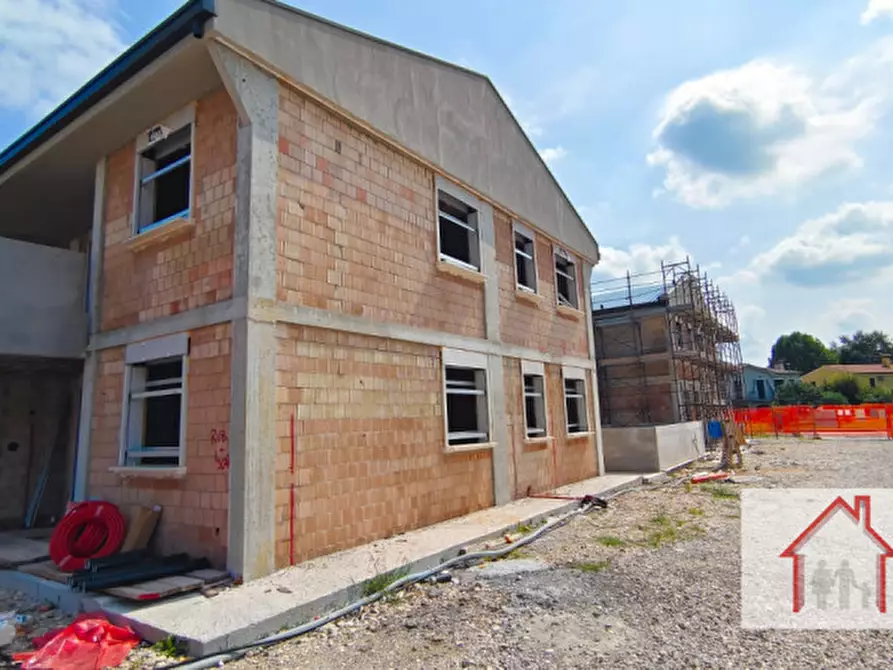 Immagine 1 di Appartamento in vendita  a Arcade