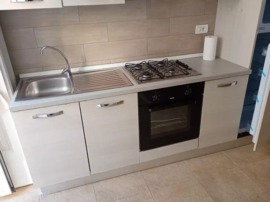 Immagine 2 di Appartamento in affitto  in via rua toscana 11 a Napoli