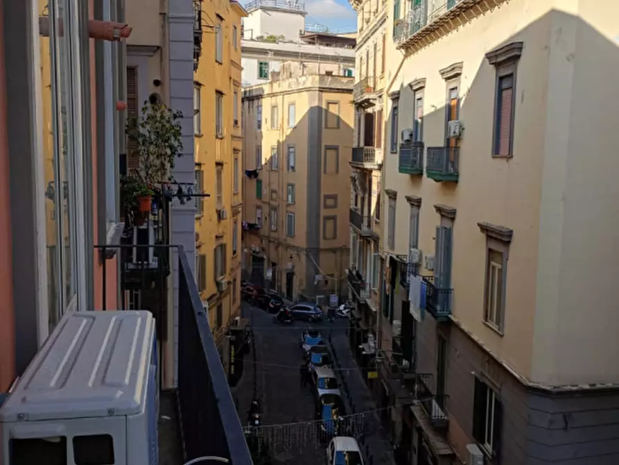Immagine 16 di Appartamento in affitto  in via rua toscana 11 a Napoli
