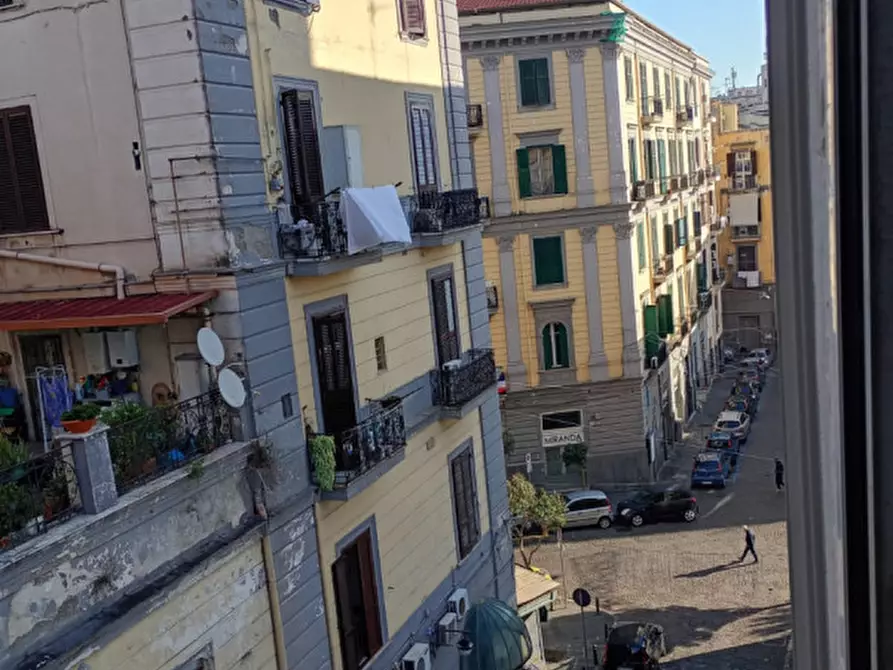 Immagine 30 di Appartamento in affitto  in via rua toscana 11 a Napoli