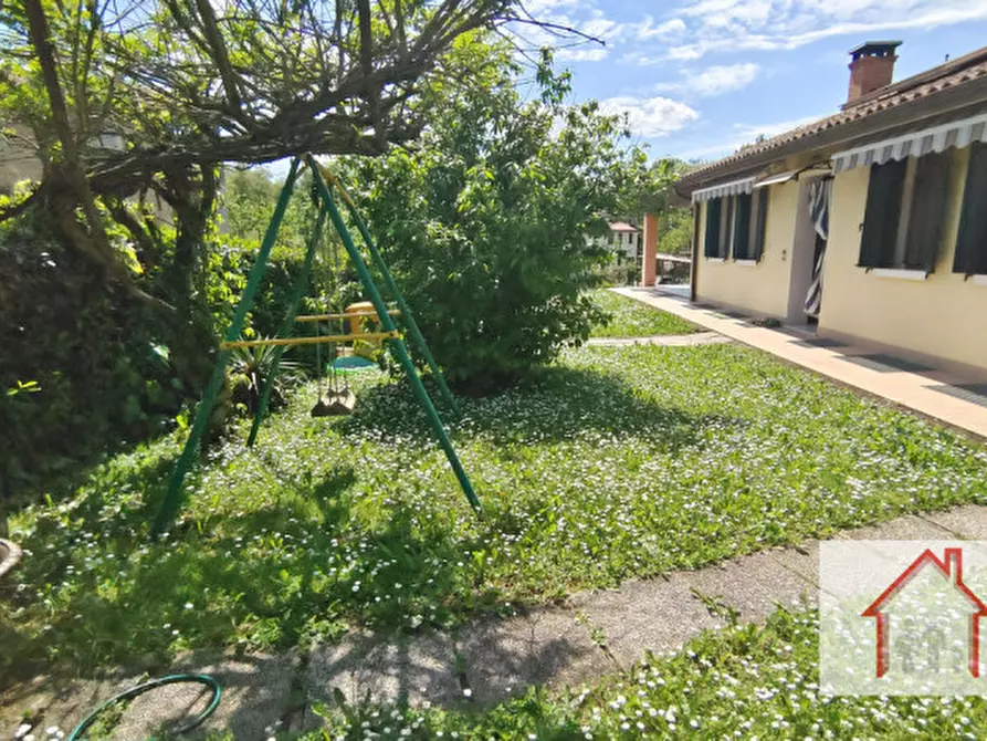 Immagine 3 di Casa indipendente in vendita  in Via degli Arditi a Giavera Del Montello