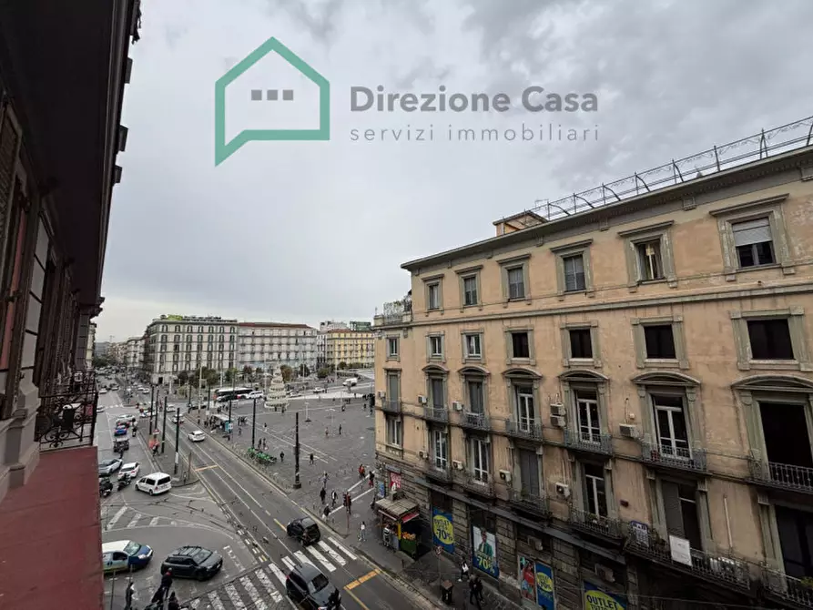 Immagine 1 di Ufficio in affitto  in Piazza Giuseppe Garibaldi, 3 a Napoli
