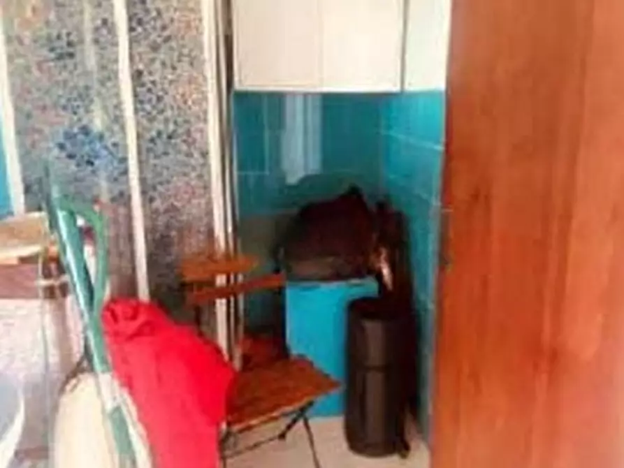 Immagine 7 di Appartamento in vendita  in VIA MADIGNANO a Roma