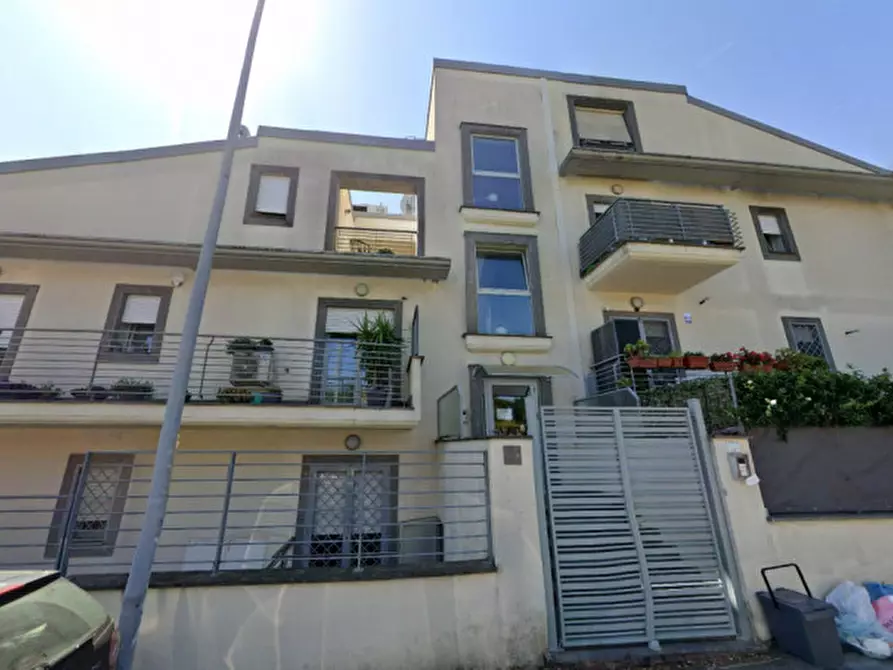 Immagine 9 di Appartamento in vendita  in VIA MADIGNANO a Roma