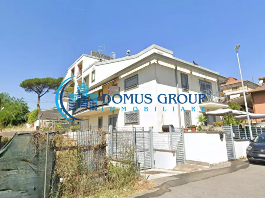 Immagine 24 di Appartamento in vendita  in VIA MADIGNANO a Roma