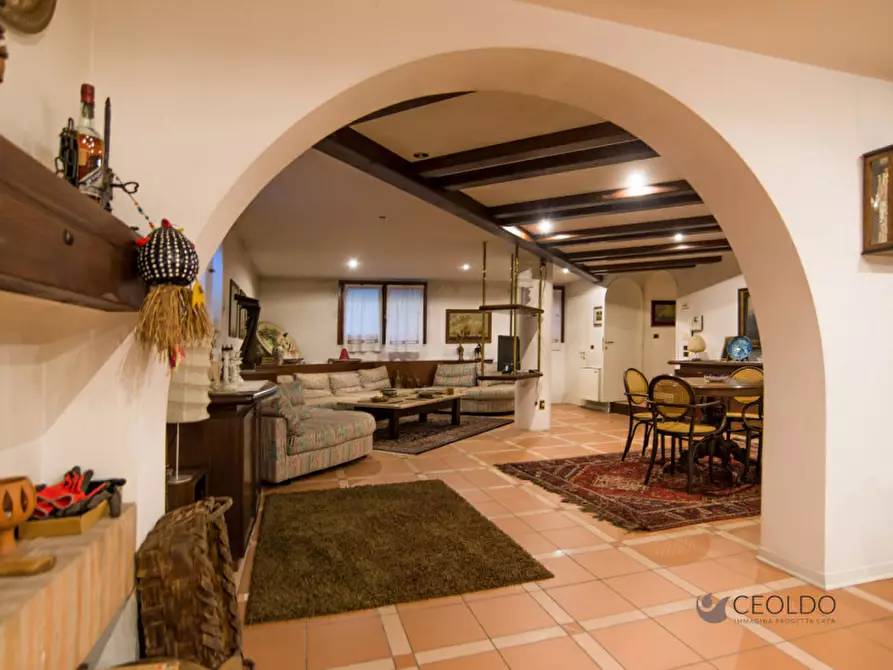 Immagine 2 di Casa bifamiliare in vendita  in via Papa Paolo VI a Vigonza