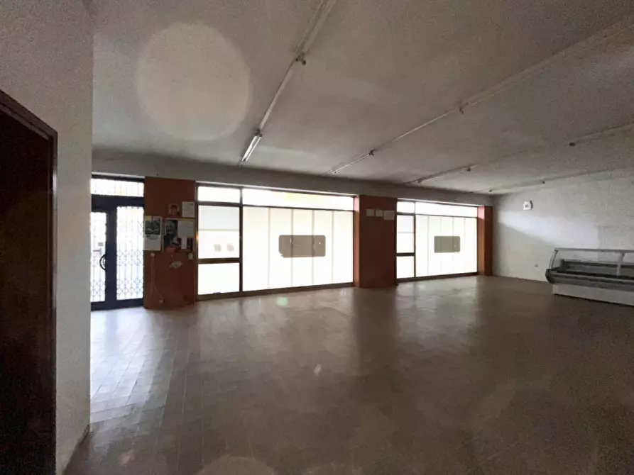 Immagine 4 di Magazzino in affitto  in Via Colloredo a Sossano