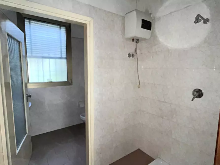 Immagine 10 di Magazzino in affitto  in Via Colloredo a Sossano