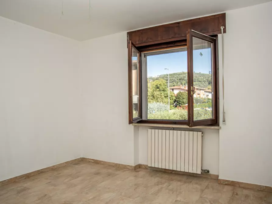 Immagine 20 di Appartamento in vendita  in Viale Europa a Grezzana