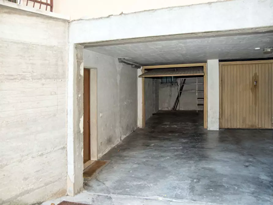 Immagine 21 di Appartamento in vendita  in Viale Europa a Grezzana