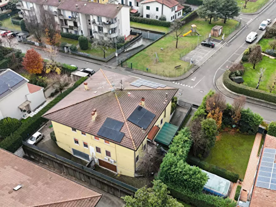 Immagine 2 di Villetta a schiera in vendita  in Via Maria Grazia Deledda a Zevio