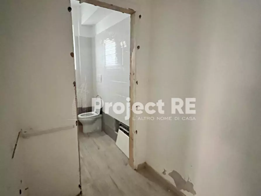 Immagine 11 di Negozio in affitto  in Viale Giovanni Amendola a Reggio Di Calabria