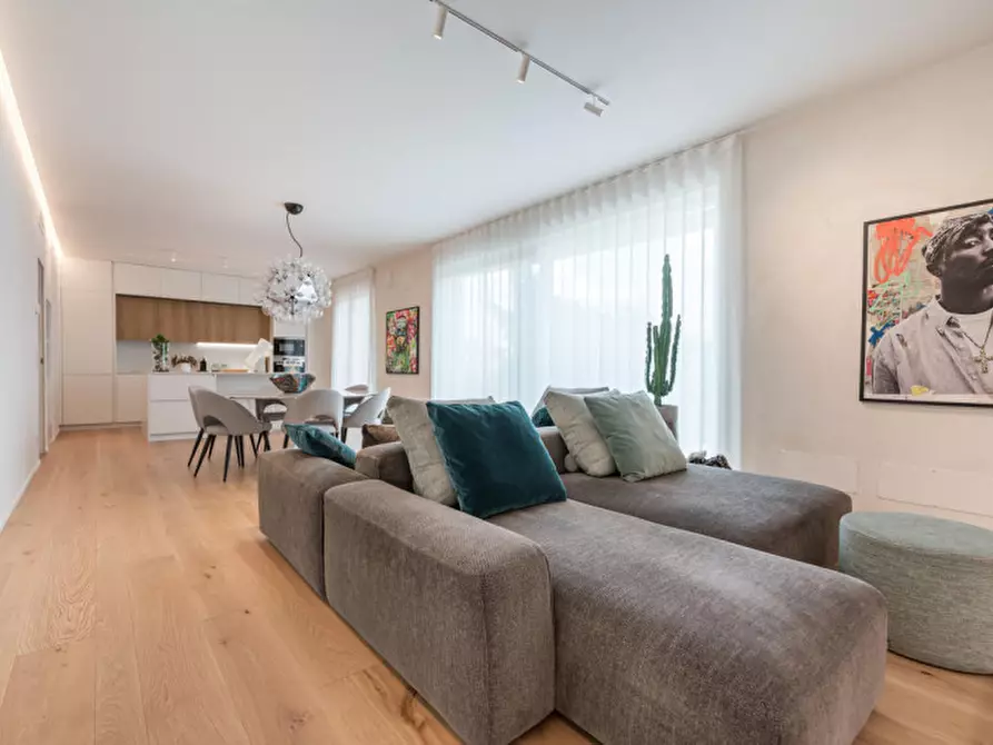 Immagine 5 di Appartamento in vendita  in Via Francesco Foscari a Treviso