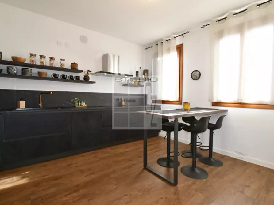 Immagine 2 di Casa indipendente in vendita  in Via Maso a Villa Del Conte