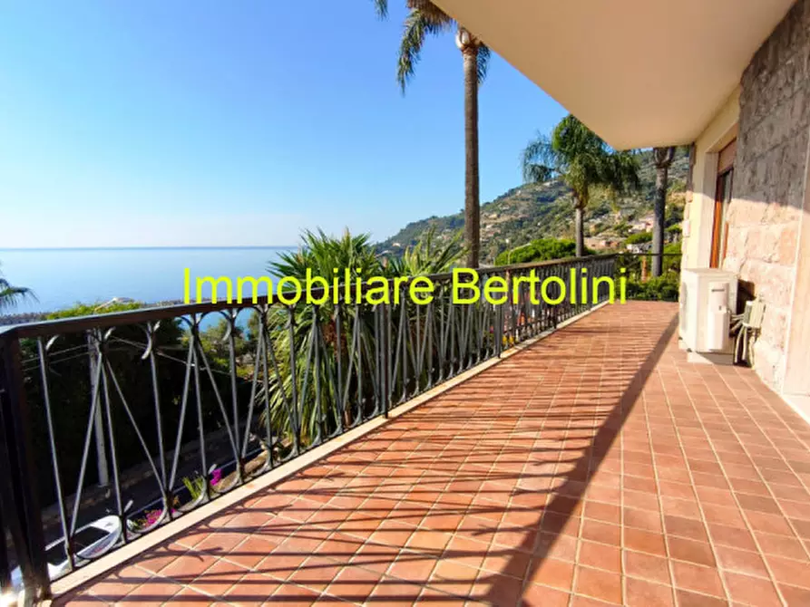 Immagine 2 di Appartamento in vendita  in OSPEDALETTI SUL MARE a Ospedaletti