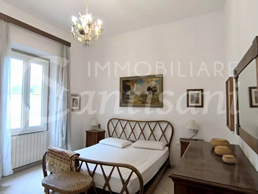 Immagine 4 di Appartamento in vendita  in Viale Francesco Petrarca a Firenze