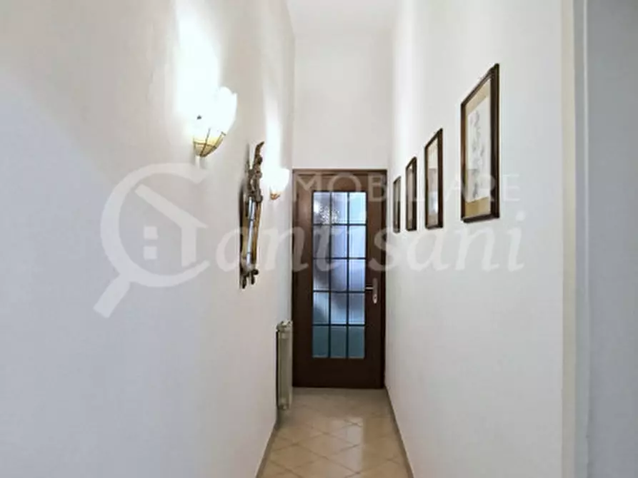 Immagine 19 di Appartamento in vendita  in Viale Francesco Petrarca a Firenze