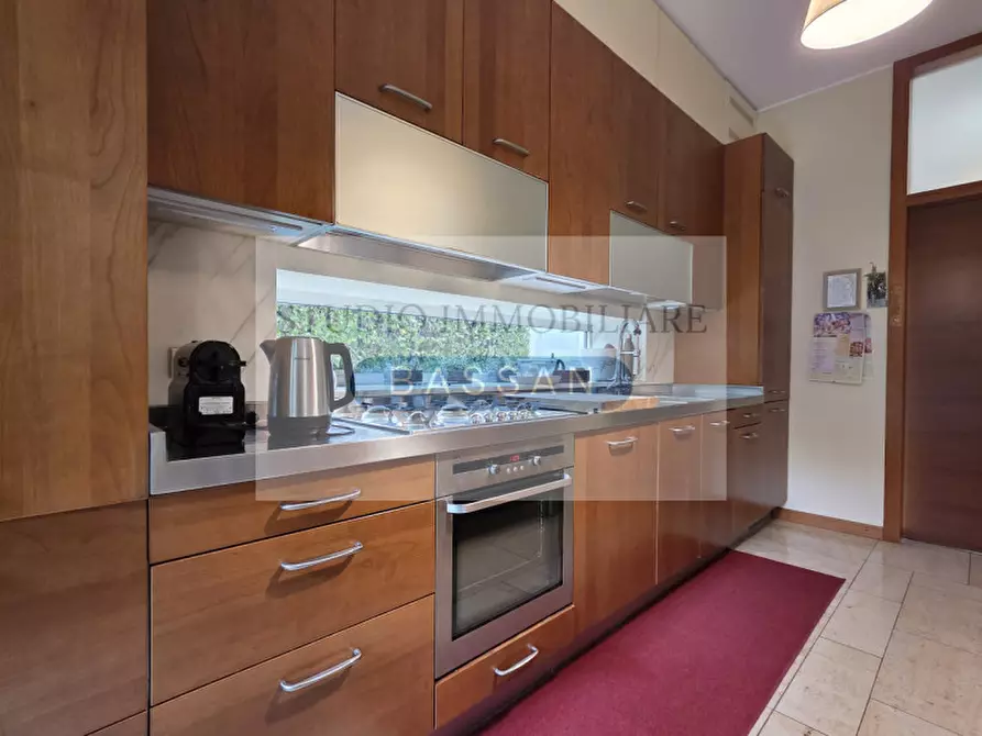 Immagine 11 di Casa indipendente in vendita  in via  Tevere 4 a Lonate Pozzolo